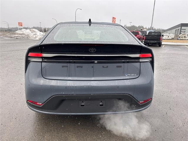 2026 Toyota Prius Plug-In Hybrid SE (Stk: 3066907) in Cranbrook - Image 4 of 20