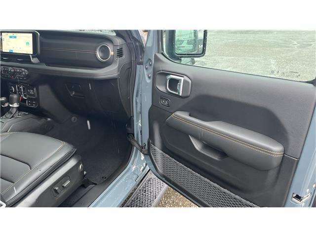 2026 Jeep Wrangler Sahara (Stk: TT036) in Kamloops - Image 10 of 23
