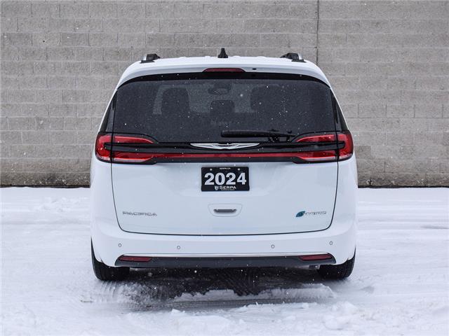 2024 Chrysler Pacifica Hybrid Pinnacle (Stk: P9675) in Toronto - Image 9 of 28