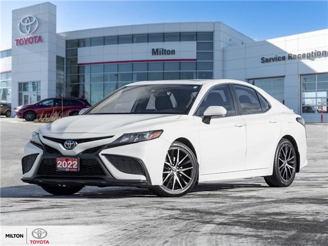 2022 Toyota Camry Hybrid SE (Stk: 016923) in Milton - Image 1 of 28