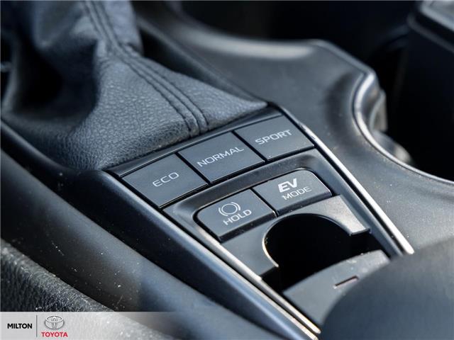 2022 Toyota Camry Hybrid SE (Stk: 016923) in Milton - Image 18 of 28