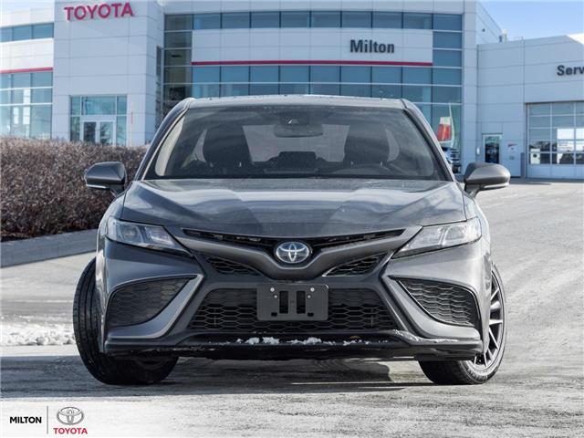 2022 Toyota Camry Hybrid SE (Stk: 018319) in Milton - Image 2 of 29