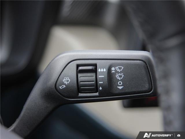 2025 Ford Maverick Lariat (Stk: P6365) in London - Image 15 of 26