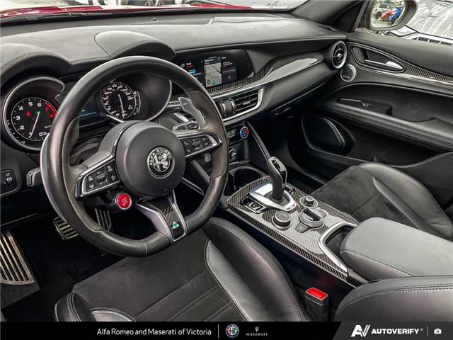 2022 Alfa Romeo Stelvio Quadrifoglio (Stk: 912130) in Victoria - Image 12 of 24