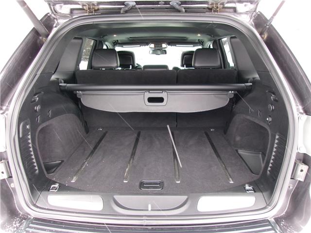 2016 Jeep Grand Cherokee Limited in Kitchener - Image 17 of 28 2016 Jeep Grand Cherokee Limited in Kitchener - Image 17 of 28