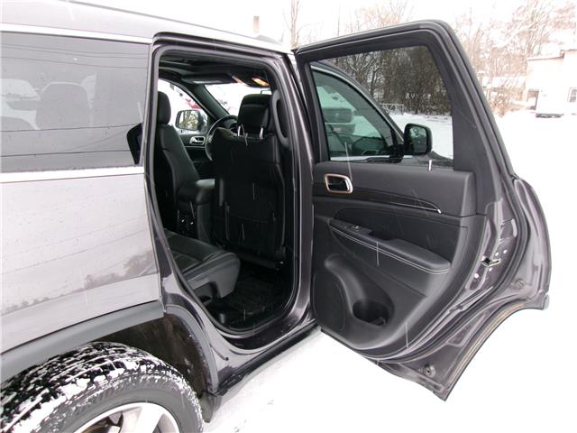 2016 Jeep Grand Cherokee Limited in Kitchener - Image 19 of 28 2016 Jeep Grand Cherokee Limited in Kitchener - Image 19 of 28