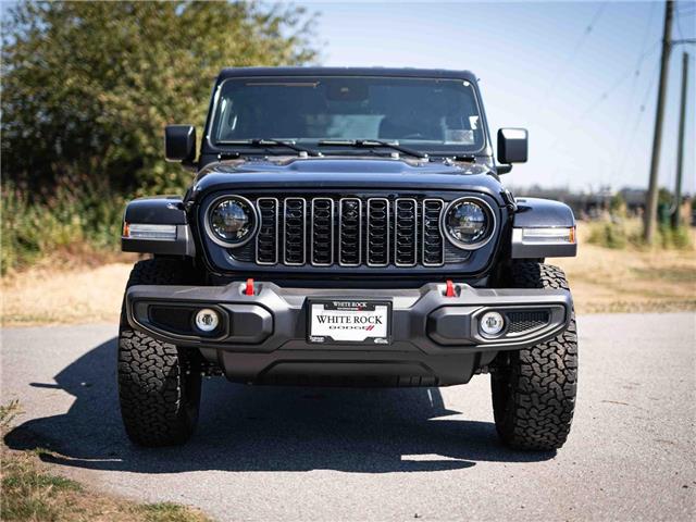 2025 Jeep Wrangler Rubicon (Stk: S633210) in Surrey - Image 2 of 24