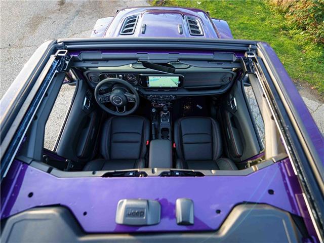 2026 Jeep Wrangler Rubicon (Stk: T195288) in Surrey - Image 10 of 28