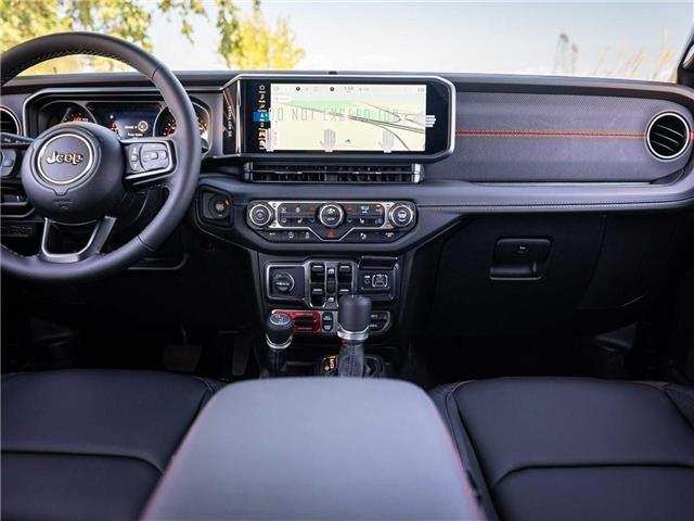 2025 Jeep Wrangler Rubicon (Stk: S612719) in Surrey - Image 13 of 24