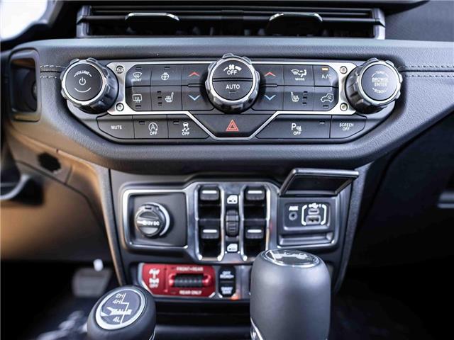 2025 Jeep Wrangler Rubicon (Stk: S612719) in Surrey - Image 15 of 24