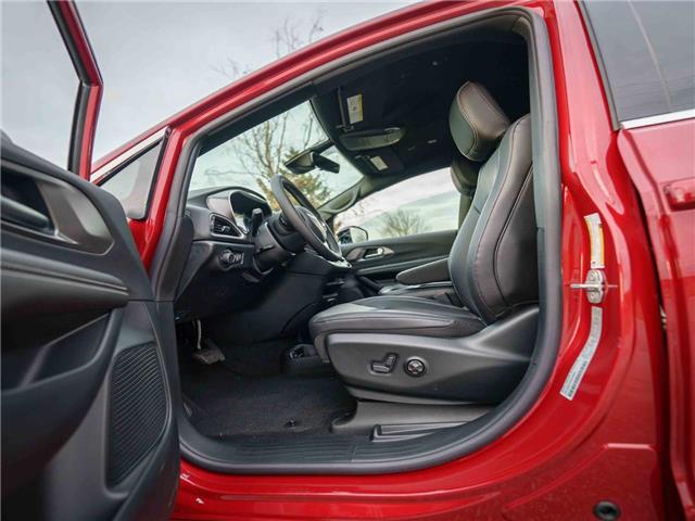2026 Chrysler Grand Caravan SXT (Stk: T194548) in Surrey - Image 8 of 21