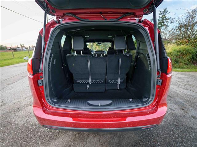 2026 Chrysler Grand Caravan SXT (Stk: T194548) in Surrey - Image 20 of 21