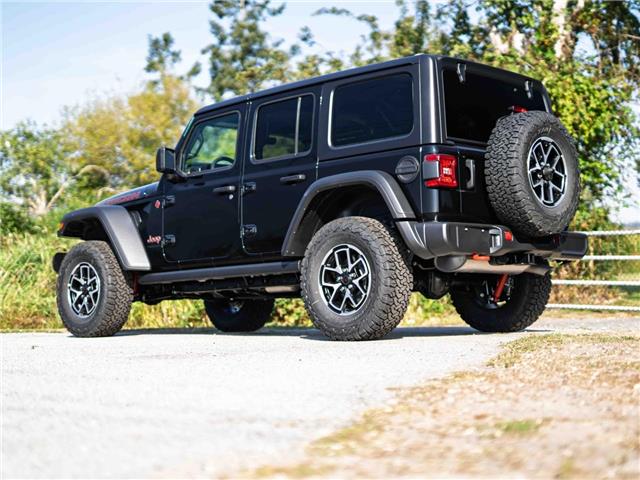 2025 Jeep Wrangler Rubicon (Stk: S653184) in Surrey - Image 4 of 24