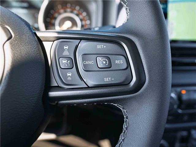 2025 Jeep Wrangler Rubicon (Stk: S653184) in Surrey - Image 12 of 24