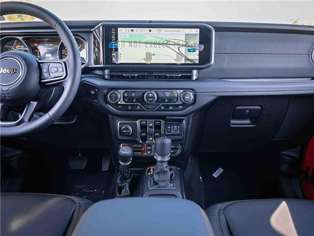 2025 Jeep Wrangler Rubicon (Stk: S653181) in Surrey - Image 12 of 23