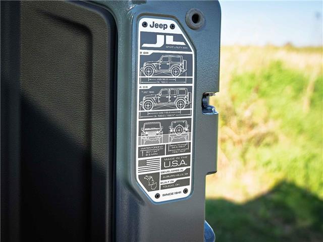 2025 Jeep Wrangler Rubicon (Stk: S653181) in Surrey - Image 22 of 23