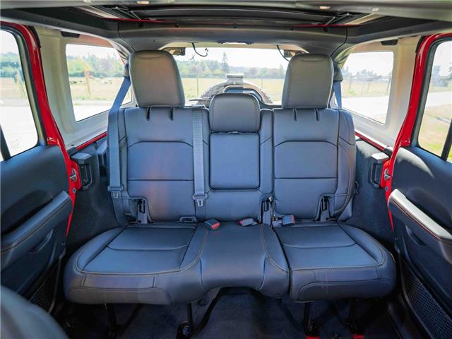 2025 Jeep Wrangler Rubicon (Stk: S651231) in Surrey - Image 19 of 22