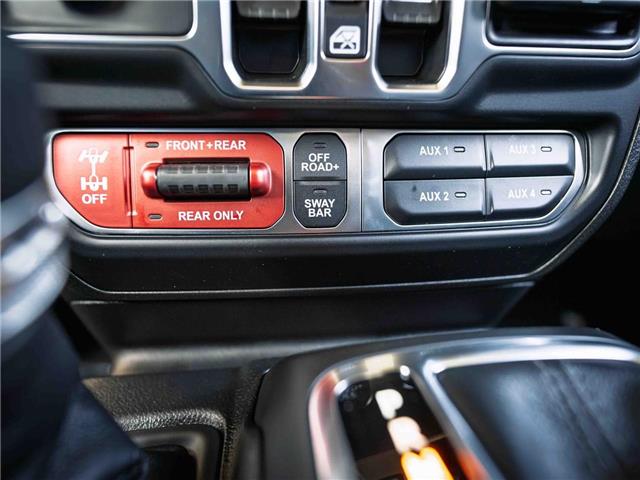 2025 Jeep Wrangler Rubicon (Stk: S653185) in Surrey - Image 17 of 24