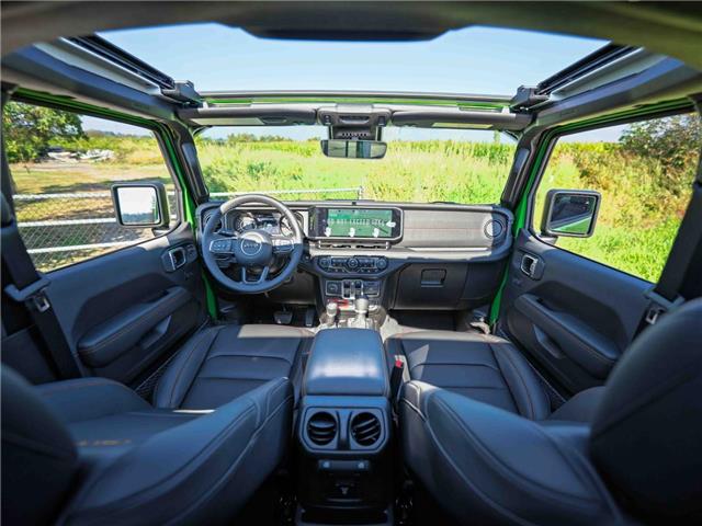 2025 Jeep Wrangler Rubicon (Stk: S651234) in Surrey - Image 10 of 27