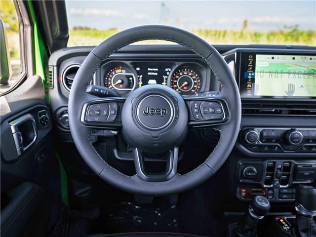 2025 Jeep Wrangler Rubicon (Stk: S651234) in Surrey - Image 13 of 27