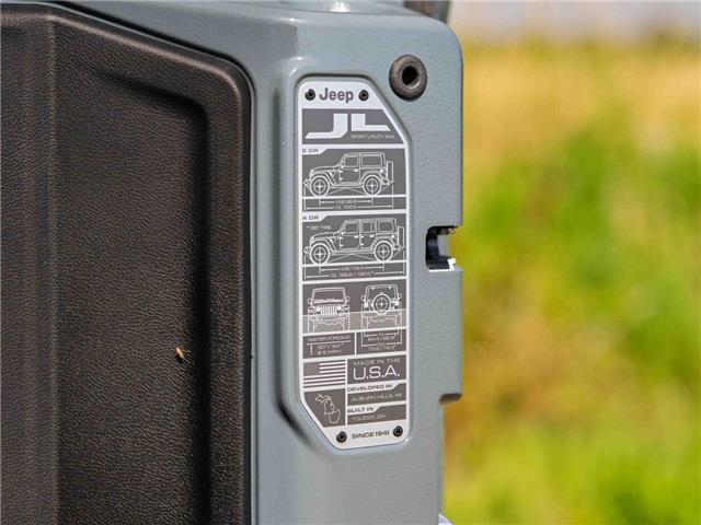 2025 Jeep Wrangler 4xe Rubicon (Stk: S613593) in Surrey - Image 23 of 24