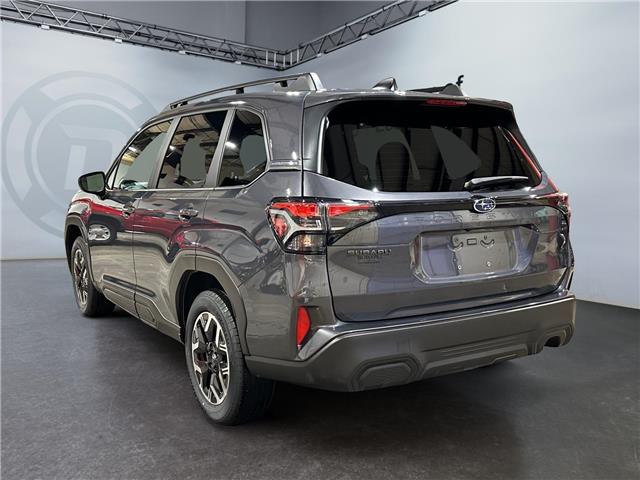 2026 Subaru Forester Convenience (Stk: 300127) in Lethbridge - Image 3 of 15
