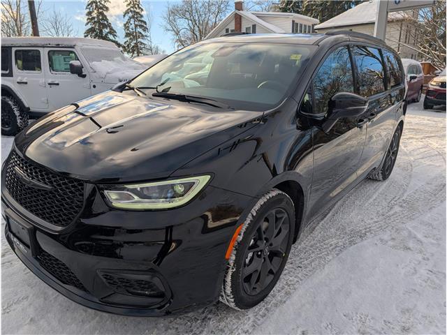 2026 Chrysler Pacifica Limited (Stk: 26020) in New Hamburg - Image 1 of 15