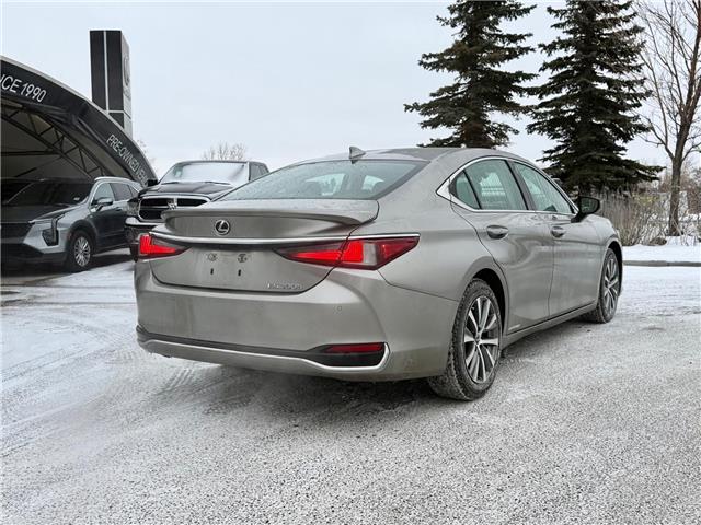 2021 Lexus ES 300h Base (Stk: 260148A) in Calgary - Image 3 of 18