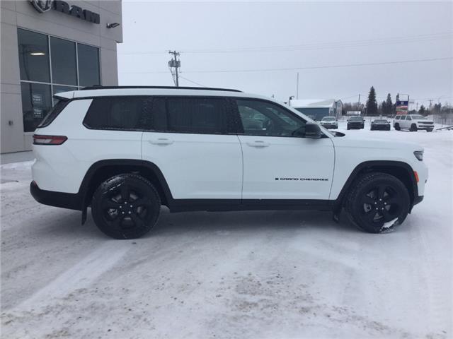 2025 Jeep Grand Cherokee L Laredo (Stk: FF042) in Swan River - Image 4 of 24 2025 Jeep Grand Cherokee L Laredo (Stk: FF042) in Swan River - Image 4 of 24