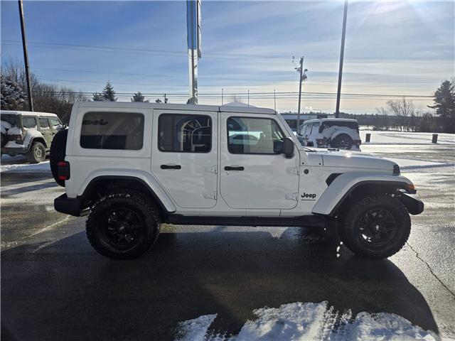 2025 Jeep Wrangler Sahara (Stk: S114) in Miramichi - Image 6 of 13