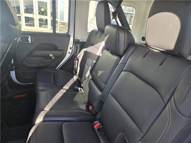 2025 Jeep Wrangler Sahara (Stk: S114) in Miramichi - Image 11 of 13