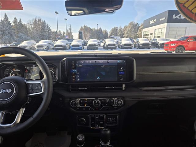 2025 Jeep Wrangler Sahara (Stk: S114) in Miramichi - Image 12 of 13