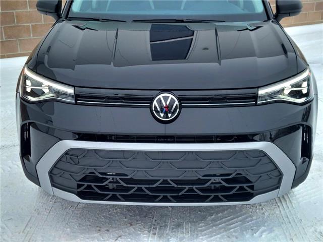 2026 Volkswagen Taos Trendline (Stk: 260104) in Regina - Image 5 of 40