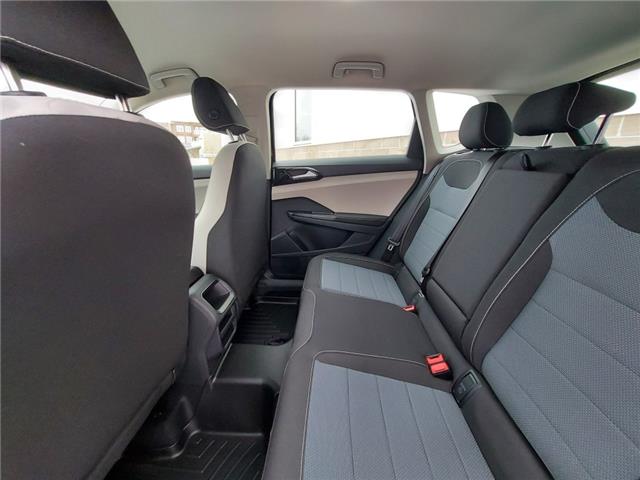 2026 Volkswagen Taos Trendline (Stk: 260104) in Regina - Image 18 of 40