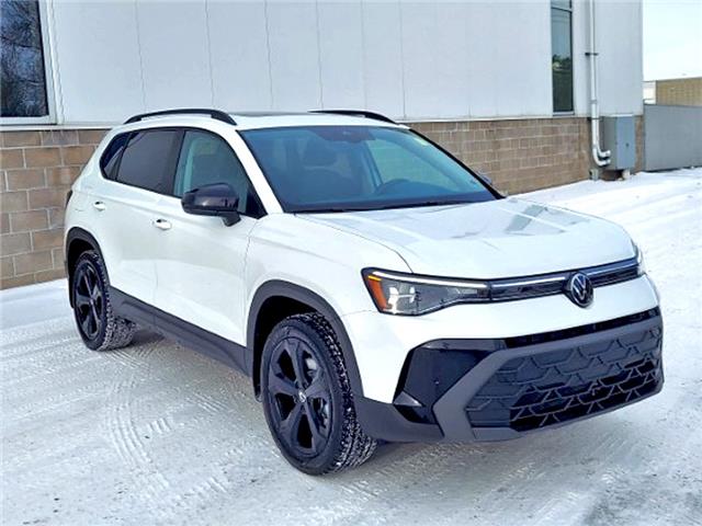 2026 Volkswagen Taos Comfortline Black Edition (Stk: 260132) in Regina - Image 3 of 42