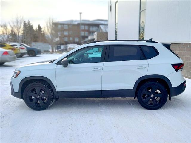 2026 Volkswagen Taos Comfortline Black Edition (Stk: 260132) in Regina - Image 9 of 42