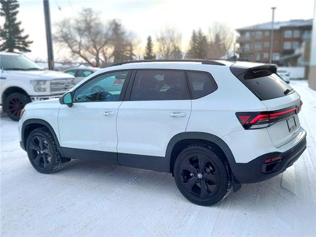 2026 Volkswagen Taos Comfortline Black Edition (Stk: 260132) in Regina - Image 10 of 42
