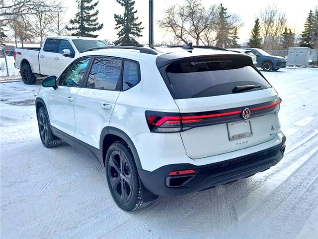 2026 Volkswagen Taos Comfortline Black Edition (Stk: 260132) in Regina - Image 11 of 42
