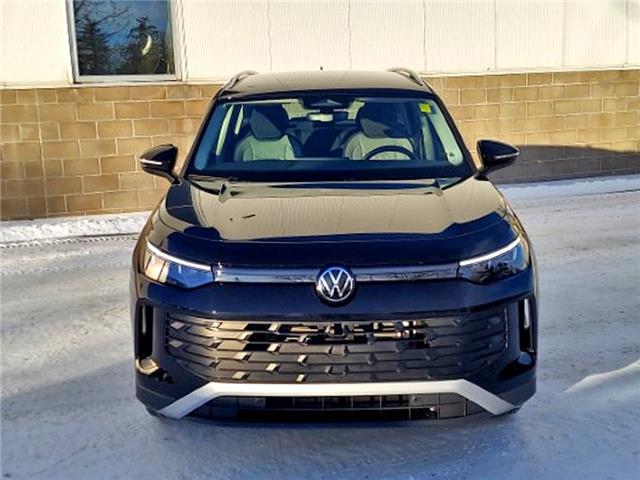 2026 Volkswagen Tiguan Trendline (Stk: 260148) in Regina - Image 2 of 34
