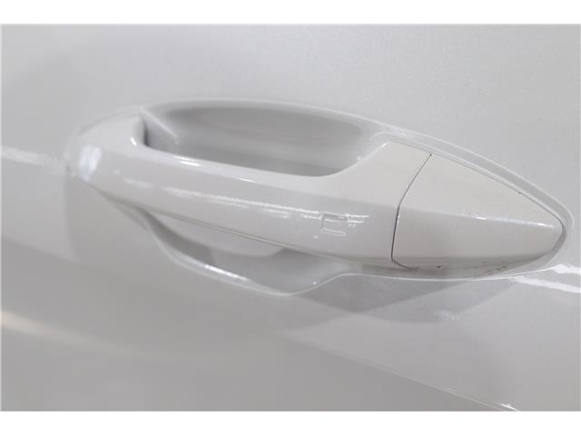 2026 Kia Sportage Hybrid SX w/Red Interior (Stk: 26820) in Edmonton - Image 11 of 33