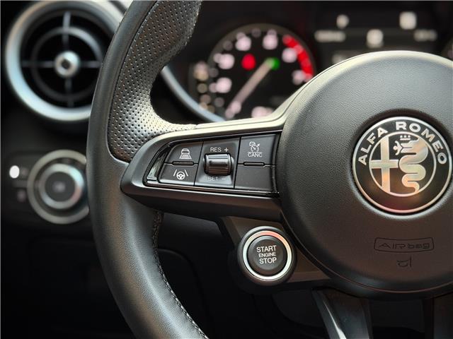2023 Alfa Romeo Giulia ti (Stk: 409U-A) in Toronto - Image 11 of 30 2023 Alfa Romeo Giulia ti (Stk: 409U-A) in Toronto - Image 11 of 30