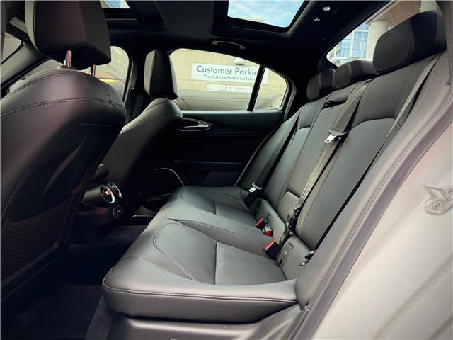 2023 Alfa Romeo Giulia ti (Stk: 409U-A) in Toronto - Image 21 of 30 2023 Alfa Romeo Giulia ti (Stk: 409U-A) in Toronto - Image 21 of 30