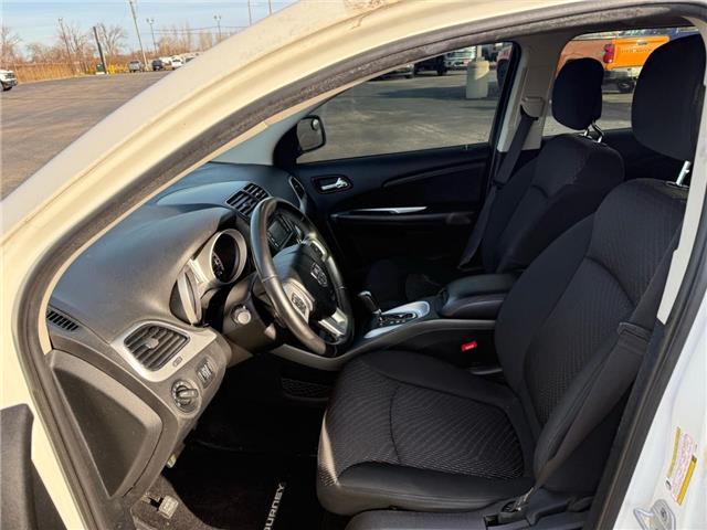 2012 Dodge Journey SXT & Crew (Stk: LCEQ00489C) in Tilbury - Image 6 of 7