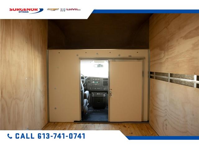 2025 GMC Savana Cutaway Work Van (Stk: R27951) in Ottawa - Image 20 of 23