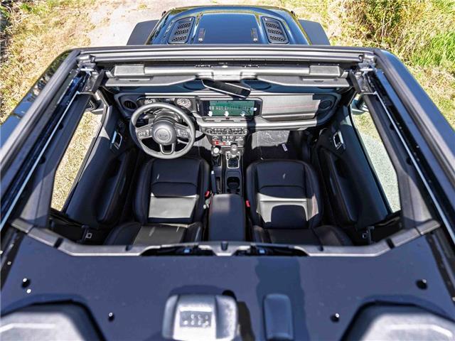 2025 Jeep Wrangler Rubicon (Stk: S651229) in Surrey - Image 8 of 21