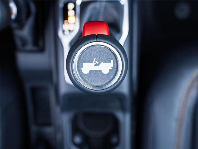 2025 Jeep Wrangler Rubicon (Stk: S651229) in Surrey - Image 16 of 21