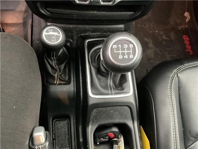 2019 Jeep Wrangler Unlimited Sahara (Stk: 251400) in Ottawa - Image 24 of 31