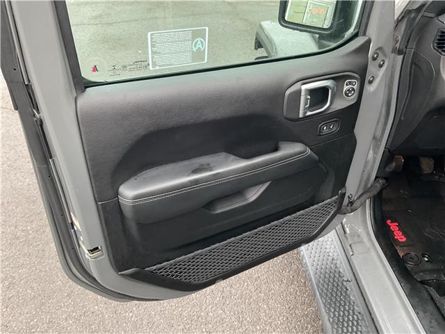 2019 Jeep Wrangler Unlimited Sahara (Stk: 251400) in Ottawa - Image 25 of 31