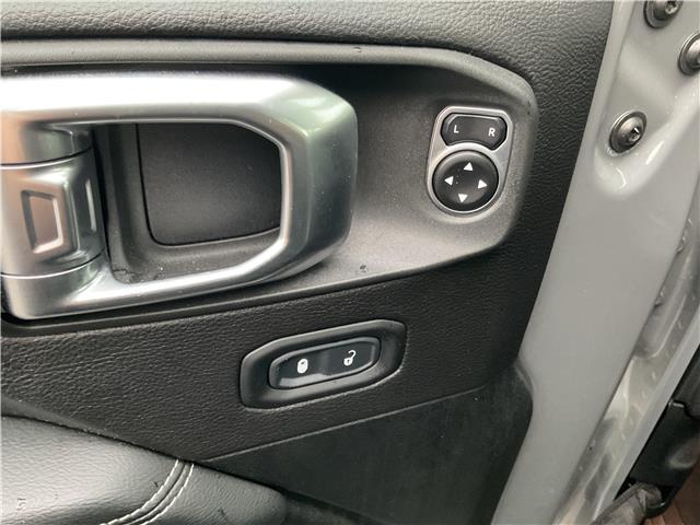 2019 Jeep Wrangler Unlimited Sahara (Stk: 251400) in Ottawa - Image 26 of 31