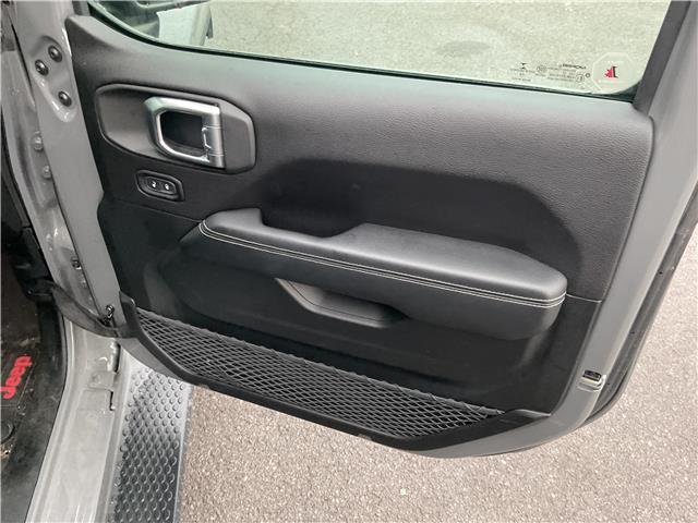 2019 Jeep Wrangler Unlimited Sahara (Stk: 251400) in Ottawa - Image 27 of 31